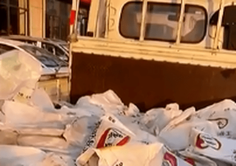 Un chinez și-a cumpărat mașina de circa 18.000 de euro plătind cu monede de un yuan