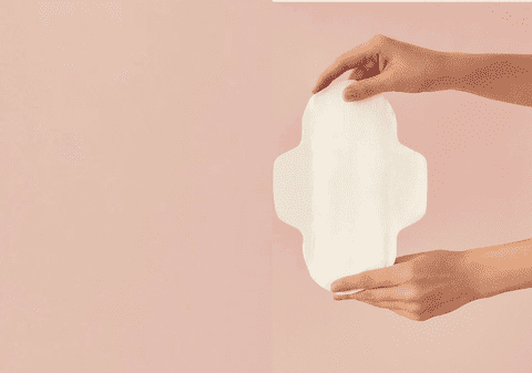 Sărăcia menstruală - consecință a războiului. Cine o combate și cum poți să ajuți?