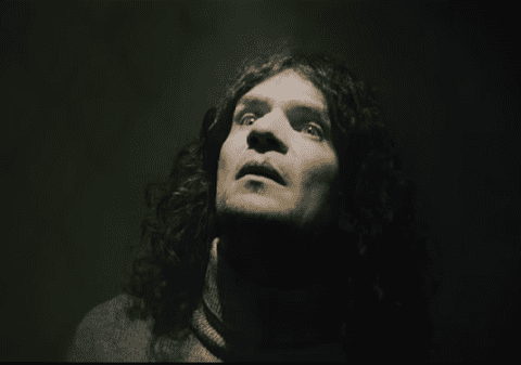 VIDEO | „Bombe cad”, noua piesă Vama, inspirată de război. „S-a născut dintr-o tragedie a umanității. Dar cumva iubirea iese deasupra”