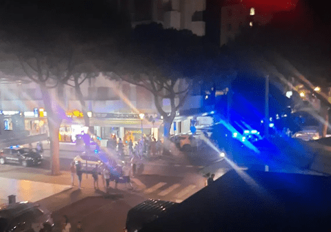 Împușcături la Jesolo, cunoscuta stațiune italiană la Marea Adriatică. La două zile după atac, trăgătorul nu a fost prins