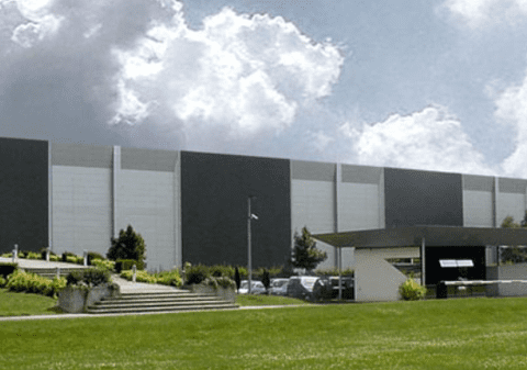 Hoț dintr-o bandă de români care a dat o spargere la un depozit Chanel de lângă Paris: „Nu voiam să iau nimic, îmi trebuiau paleți pentru struguri”