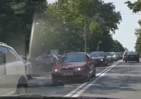 Aglomerație pe drumurile naţionale din sudul litoralului. Zonele unde traficul este intens