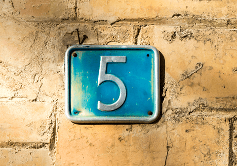 Cifra 5. Ce semnificație are în numerologie, astrologie și spiritualitate