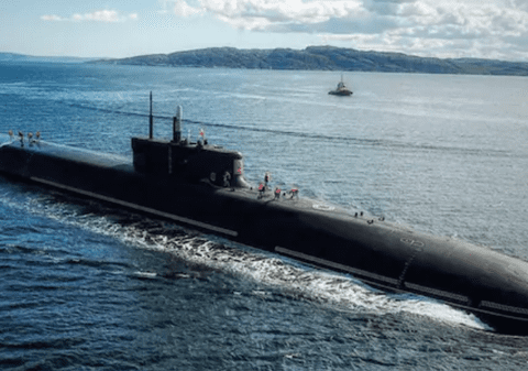 Rușii anunță că noul submarin nuclear „Generalissimo Suvorov” a fost testat cu succes