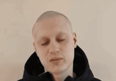 Bloggerul moldovean Nekoglai, bătut și tuns la chelie de poliția rusă, susțin activiștii pentru drepturile omului. De ce a fost reținut