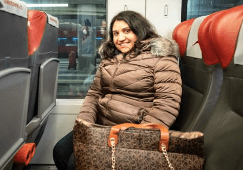 Culmea navetei: o femeie face zilnic aproape 1.600 de kilometri dus-întors pentru a merge la serviciu. „Trenul e mai ieftin decât chiria la Milano”