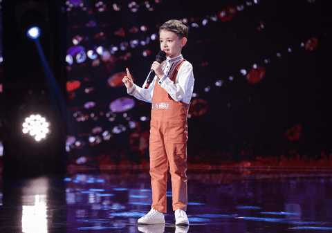 De ce am ajuns să recităm fantasme din trecut și cum ne va afecta asta viitorul. Cazul „Românii au talent”