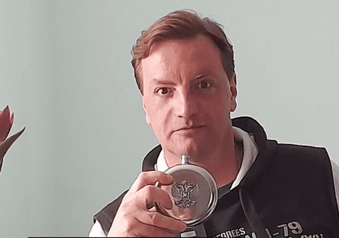 Un dirijor slovac a fugit în Rusia, pe care o credea „Țara Făgăduinței”: „M-au arestat și m-au băgat într-o celulă cu 60 de inși. Îmi puneam vată în urechi, să nu-mi intre gândacii”