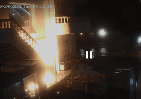 Casa din Spania a unui jurnalist ucrainean critic la adresa guvernului lui Zelenski a fost incendiată cu cocktail-uri Molotov