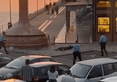 Un turist azer, săltat de o unitate antitero, după ce a folosit Google Translate pentru a comanda la restaurant