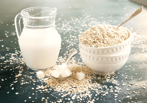 Lapte de ovăz - cum poți să faci acasă lapte de ovăz. Rețete cu lapte din ovăz