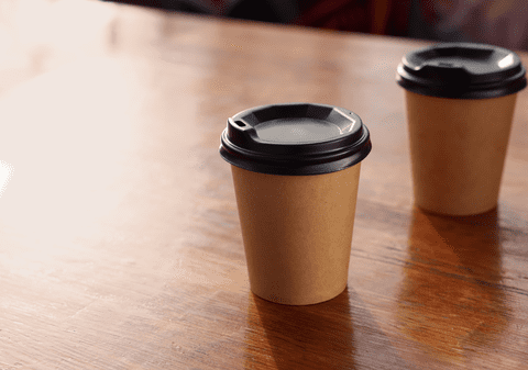 Cât de sănătos şi ecologic este să foloseşti pahare de carton de unică folosinţă