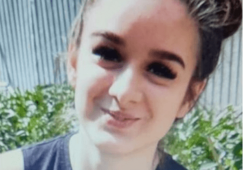 Fată de 17 ani din Bucureşti, de negăsit după ce a plecat de acasă în miez de noapte. Poliția o caută în toată țara