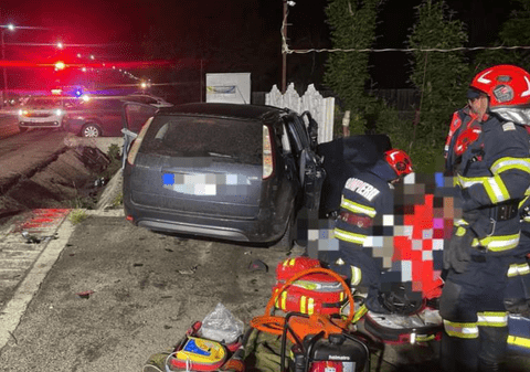 Un tânăr de 19 ani a murit într-un accident provocat de un şofer de aceeași vârstă, care era băut, în Argeș