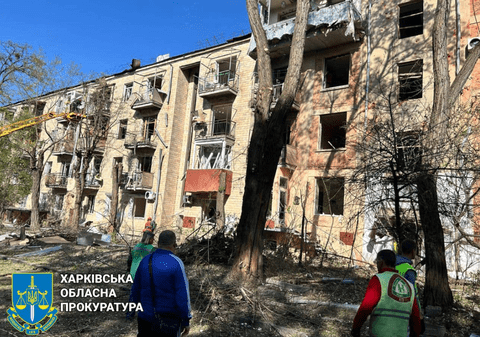 Război în Ucraina, ziua 802 | Centrul orașului Harkov, lovit de ruși cu bombe ghidate, în Duminica Paștelui