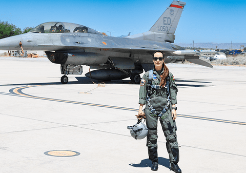 Elvețianca Fanny Cholet, singura femeie-pilot de teste pe F-35, cel mai avansat avion de luptă american: „Nu are nicio legătură cu Top Gun”