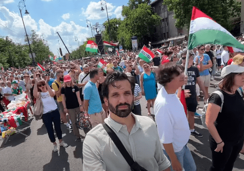 Protest la Budapesta, cu zeci de mii de participanți: „Să ne luăm înapoi Ungaria, pas cu pas”