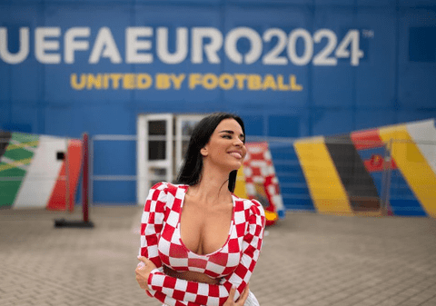 Modelul croat Ivana Knöll anunță că va fi în tribune la meciul cu Spania, de la Euro 2024: „Hotel învechit, piscină închisă, poate pe stadion va fi bine”