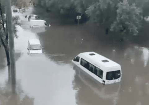 Inundații masive și în Republica Moldova, după ploile abundente din ultimele ore. Chișinăul, sub ape | VDEO