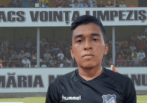 Un sud-american pe post de român U19 a fost introdus pe teren în Liga a 3-a, după ce i s-a spus arbitrului că e surdomut și analfabet