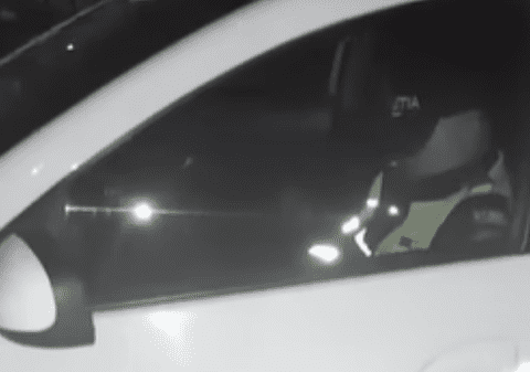 Un polițist și un jandarm din Vrancea au fost surprinși dormind în timpul serviciului | VIDEO