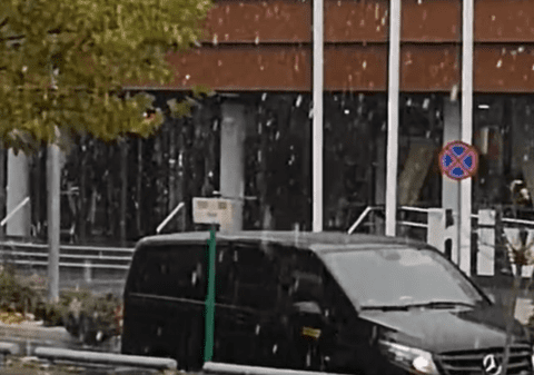 Prima ninsoare în București. Imagini cu primii fulgi de zăpadă din acest sezon