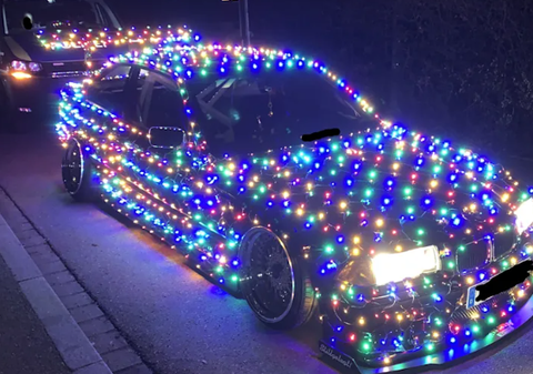 Momentul în care „BMW-ul de Crăciun” este scos din circulație de poliția germană: „Unde putem dona pentru amendă?”