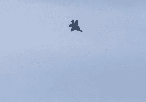 Un F-35 a căzut ca un bolovan pe un aeroport din Alaska. Momentul a fost surprins de un martor