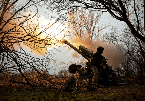 Armistițiul de trei zile ordonat de Vladimir Putin a intrat în vigoare. „Încetarea focului pentru a marca cea de-a 80-a aniversare a Marii Victorii a început”