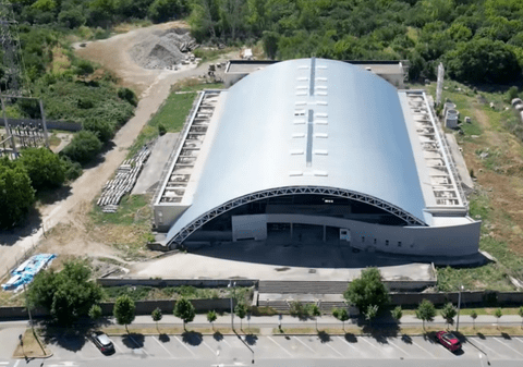 Cât costă reluarea lucrărilor la Sala Polivalentă de lângă stadion, în Timișoara. Lucrările au început în urmă cu 14 ani