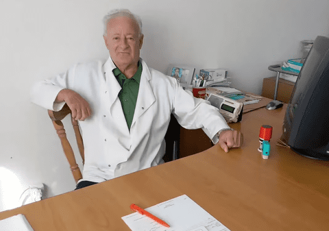 Unul dintre cei mai în vârstă medici de familie din România se pensionează: „Toți vor la oraș, la asfalt, la civilizație”. Peste 600.000 de români nu beneficiază de asistență medicală primară