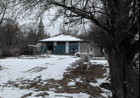 Baza de Canotaj din Timișoara, vandalizată și spartă de hoți, după ce primarul Dominic Fritz a decis să dărâme gardul ca să redea „accesul liber” cetățenilor