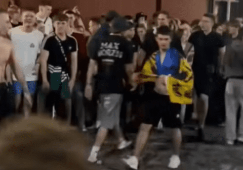Bătaie între români și ucraineni veniți pentru concertul lui Max Korzh, în Centrul Vechi din București