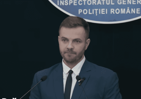 Se cere demiterea chestorului de poliție Georgian Drăgan, purtătorul de cuvânt al Poliției Române, după reacția la documentarul Recorder, despre care a spus că urmărește „destabilizarea instituțiilor Statului Român”
