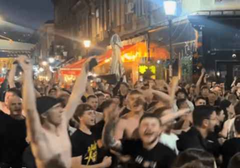 Concertul lui Max Korzh în București provoacă frenezie! Imagini incredibile: Centrul Vechi, plin de străini