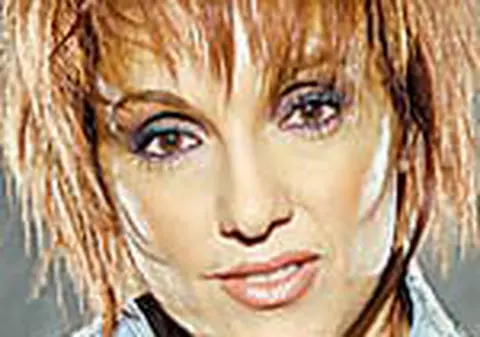 Nico, in duet cu Selena