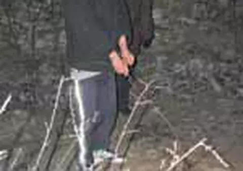 Ucigasul a ingropat cadavrul in curte