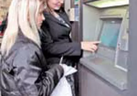 Comisioane pentru folosirea cardului