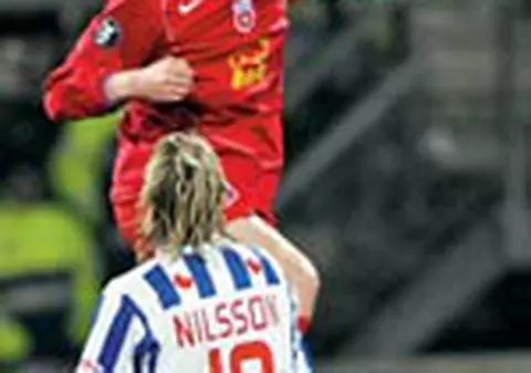 'Superba Steaua o opreste pe Heerenveen'