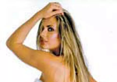 Kitty, in rolul mamei lui Iisus