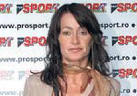 Nadia Comaneci va avea un baietel