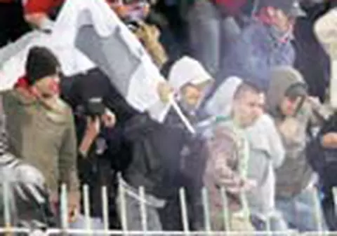 Bataie ca-n Evul Mediu!