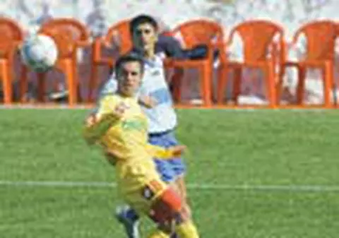 Dinamo s-a chinuit iarasi cu Otopeniul