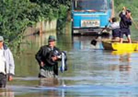 'Avem jandarmi care nu stiu sa inoate'