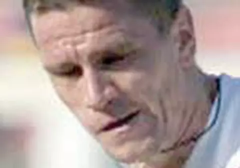 Stoican s-a luat de gat cu Lucescu!