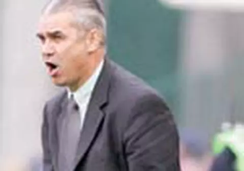 Iordanescu negociaza in secret cu Dinamo!