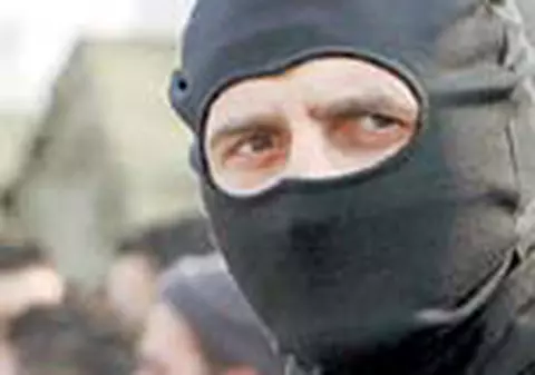 Mascatii sunt suspectati ca dau informatii interlopilor