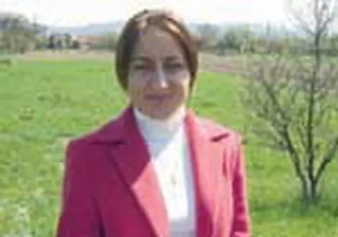 Carne de melci, marca Gina Gogean