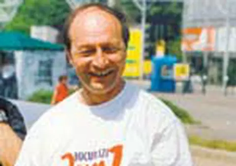 'Basescu avea succes la fete. Ii placeau mai ales blondele'