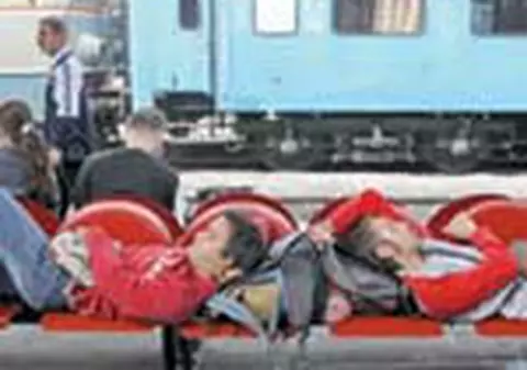 6 ore cu trenul pana la mare